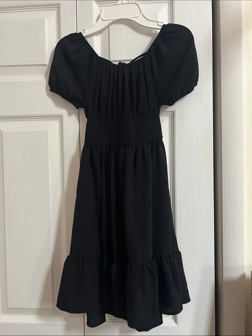 Girls' Black Bow-Back Puff Sleeve Dress